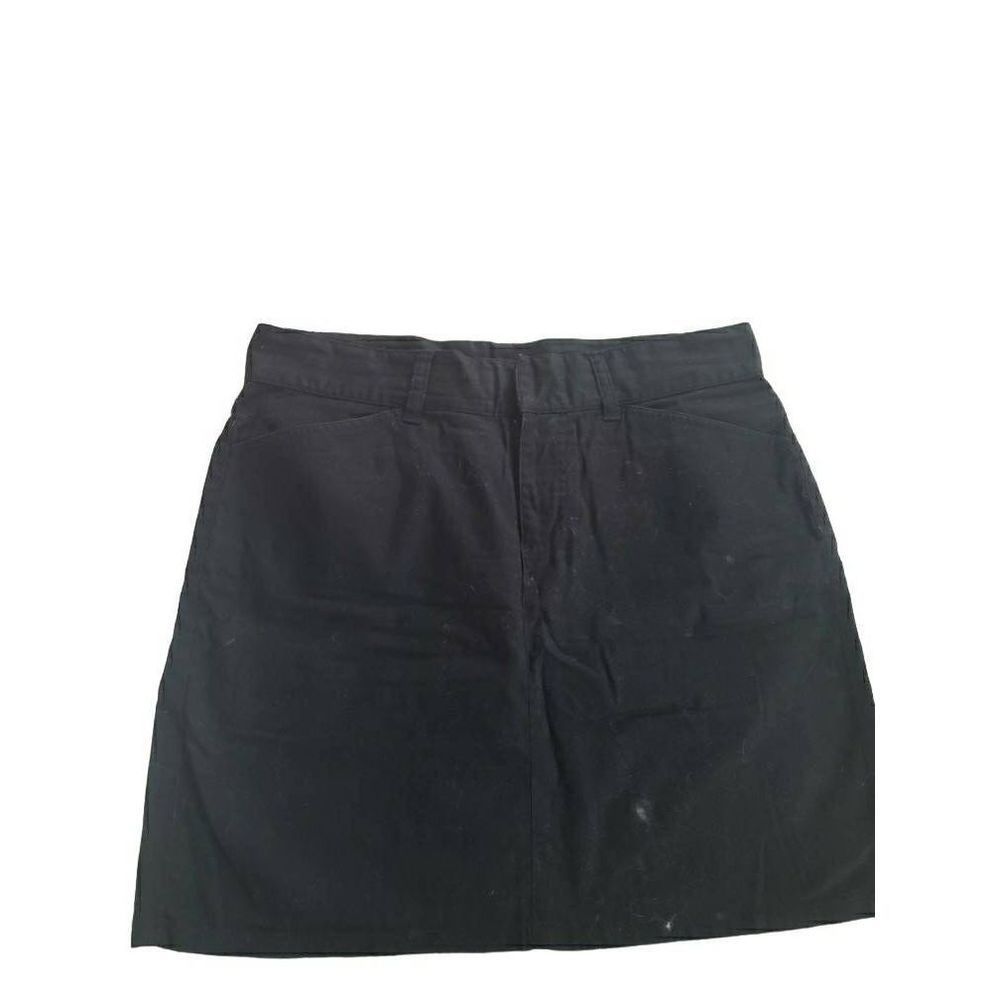 GAP Black Skirt - 1" Depth, 19" Height, 15" Length - Size 6